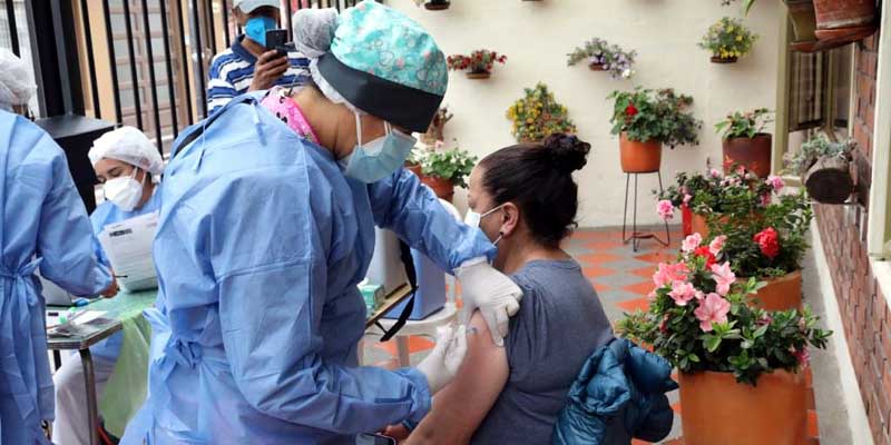 Jornada Masiva de Vacunación en coliseos y centros de salud de Cundinamarca
