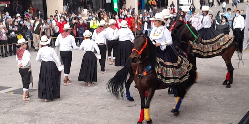 "Pueblos Dorados" una realidad en Cundinamarca




