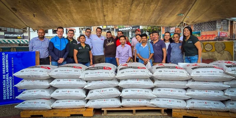 20 productores de Viotá y El Colegio reciben insumos para fortalecer la piscicultura y la seguridad alimentaria