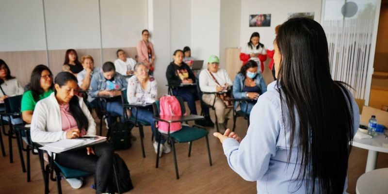 Más de 300 cundinamarqueses se forman como primeros respondientes en protección animal
