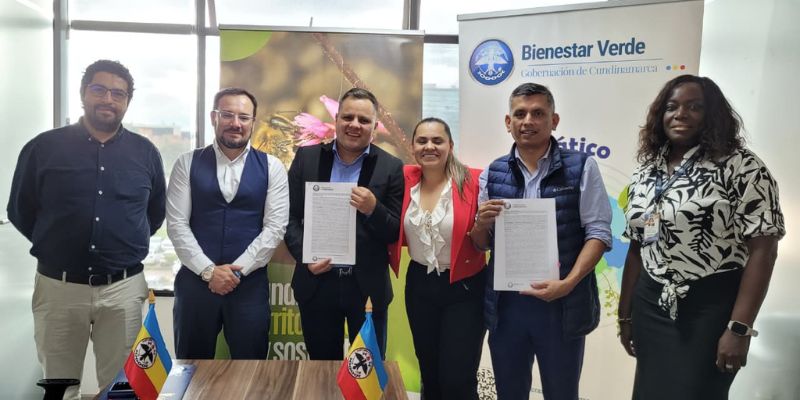 Estufas ecoeficientes, restauración y conservación: Cundinamarca invierte más de $1.200 millones en bienestar rural y ambiental

