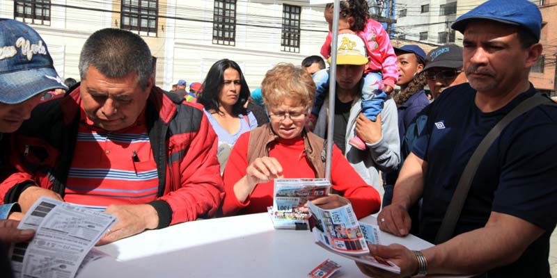 Este lunes, la Lotería de Cundinamarca celebra en grande el Día de las Madres




























































