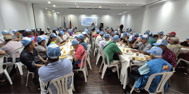 Lotería de Cundinamarca premia a los mejores loteros del Valle del Cauca y lanza nuevos incentivos

