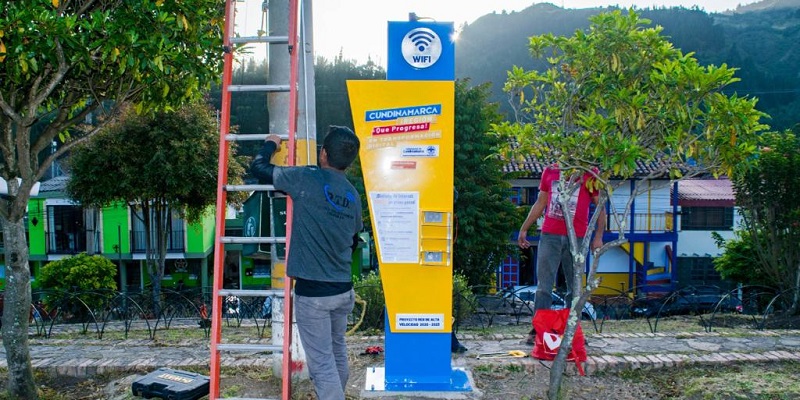 Avanza instalación de tótems de conectividad en Cundinamarca




