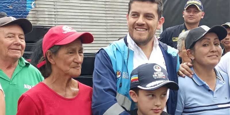 Gobernación de Cundinamarca entrega ayuda humanitaria en Chipaque tras 19 días de emergencia en la vía al Llano