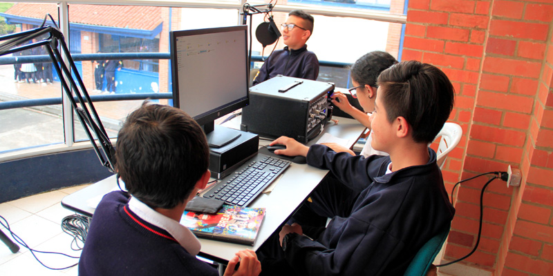 Cundinamarca fortalece la radio escolar


























