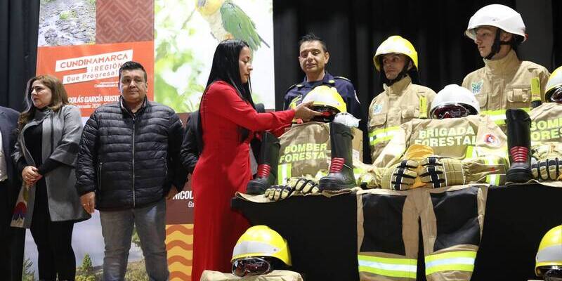 Más de $6.000 millones en equipos para la Red de Atención de Emergencias