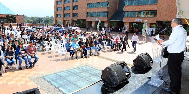 Más de 194 mil cupos disponibles en colegios públicos del departamento






















