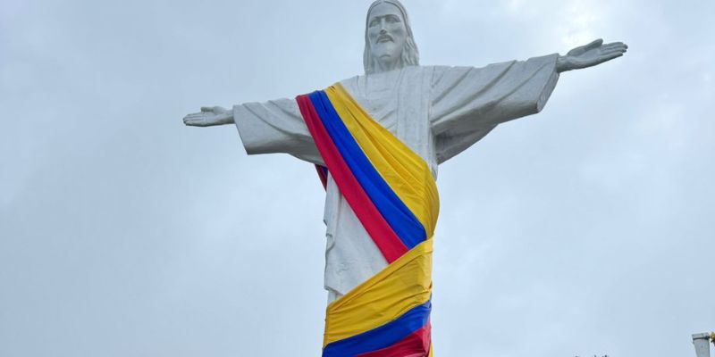 Nuevo Cristo Rey de Tatí, en Caparrapí, Cundinamarca, se suma a la lista de monumentos icónicos en el mundo