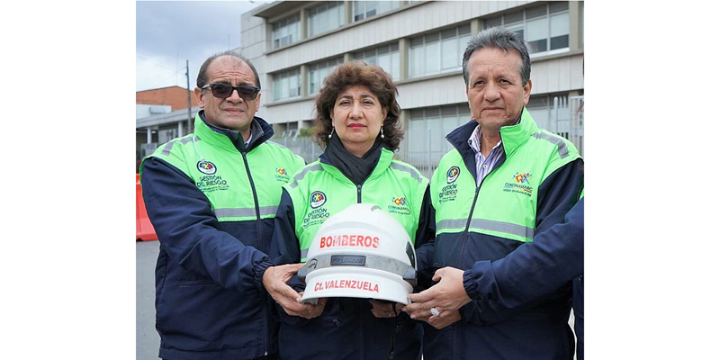 Reconocimiento póstumo al capitán Iván Valenzuela, forjador de bomberos en Cundinamarca
































