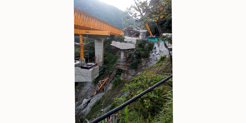 Cinco muertos en colapso de estructura en vía Bogotá-Villavicencio