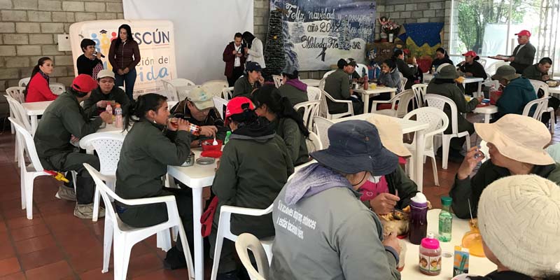Trabajadores de las floras de El Rosal reciben información sobre el fondo Fescún



















