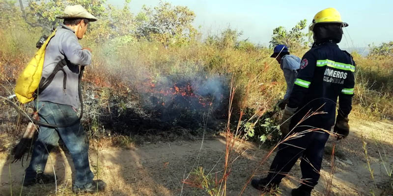 Continúa atención de incendios forestales en Cundinamarca
