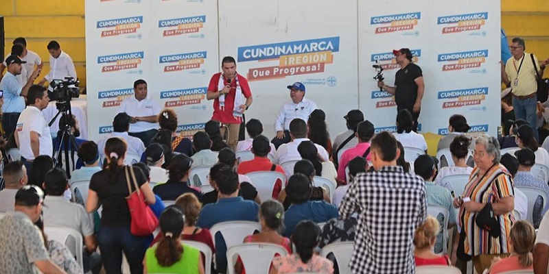 En Girardot se invertirán $3.500 millones en placa huellas, parques, salones y escenarios deportivos 






