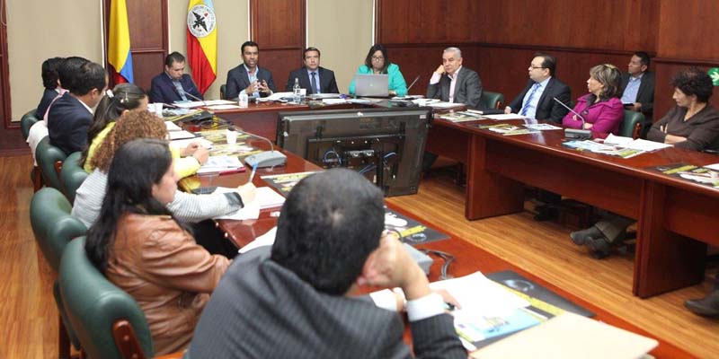 En Cundinamarca trabajamos de cara al componente social: Gobernador Jorge Rey
