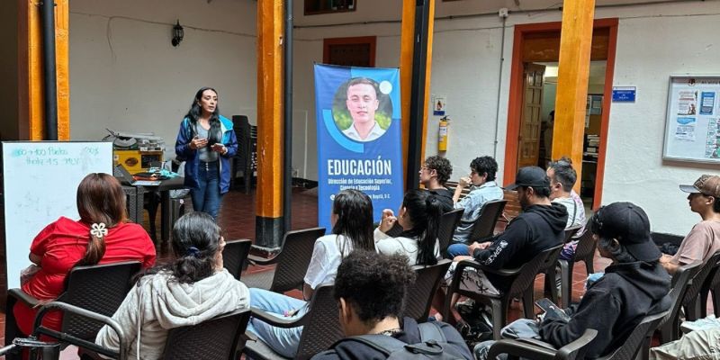 Gobernador Jorge Rey triplica inscripciones a becas universitarias y eleva inversión a $12.000 millones