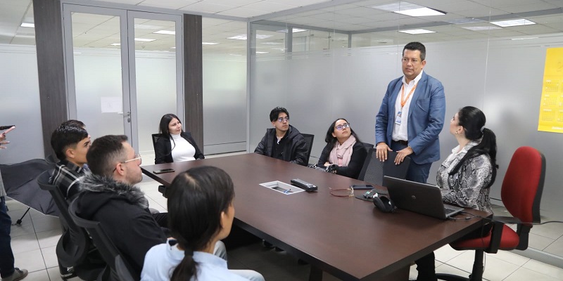 Bienvenidos a Cundinamarca pasantes del programa Estado Joven 2023-2