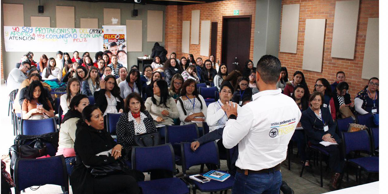 Líderes del sector salud se forman en psicología positiva con enfoque de felicidad
























