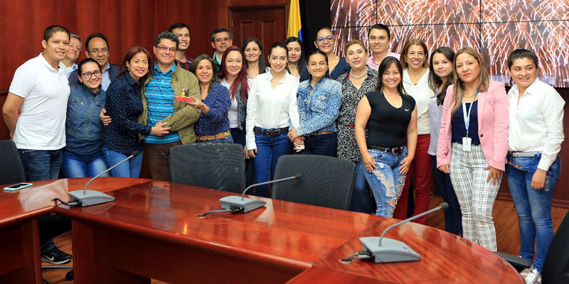 Credibilidad y felicidad, dos elementos claves en un equipo de trabajo






























