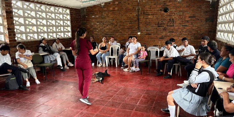 Jóvenes de Cundinamarca reciben KitOSO, herramienta clave para decidir su futuro académico y laboral