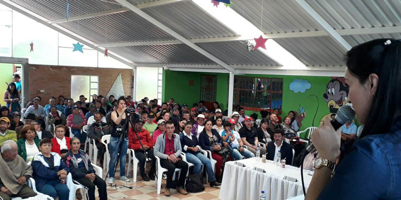 Avanza la socialización de proyectos de gasificación y minería












































