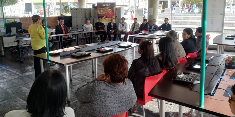 16 nuevos ciudadanos digitales en Chía

































