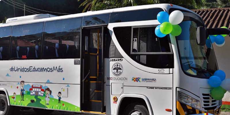Cerca de $3.700 millones en buses escolares para disminuir la deserción











