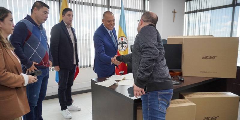 Secretaría de Gobierno fortalece las Registradurías de Cundinamarca con equipos de última tecnología