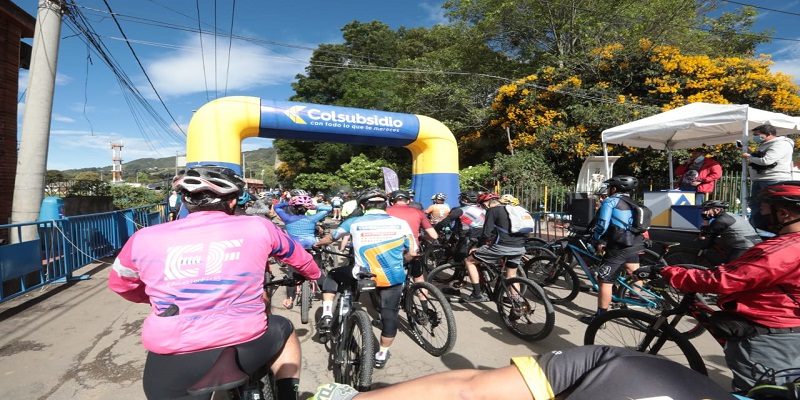 Competencia de ciclismo de la Copa Gobernación 2021 se tomó las vías de Subachoque





