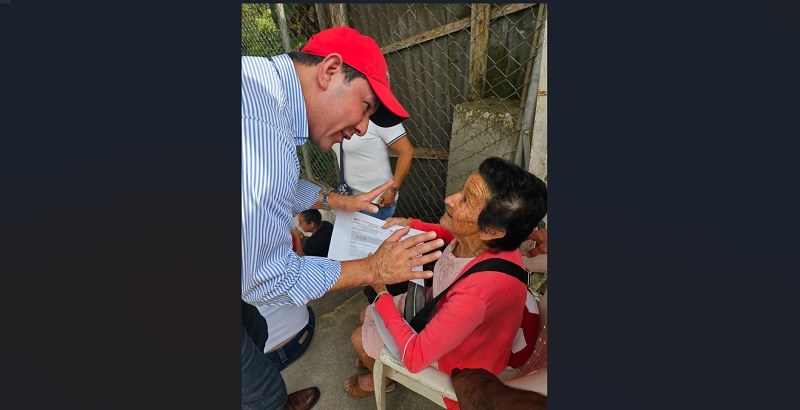 Cundinamarca entrega títulos de propiedad a familias campesinas de La Palma