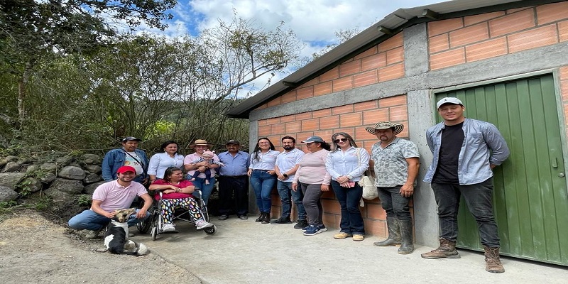 Treinta familias rurales de Ubaque cumplen su sueño de tener vivienda propia