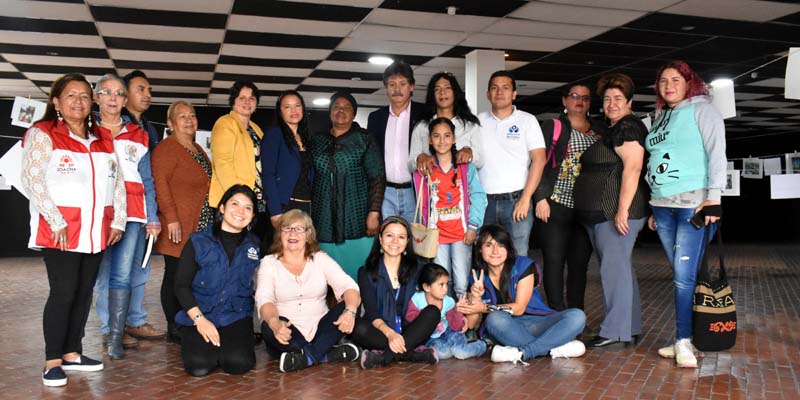 Soacha conmemora el Día de la Mujer con exposición fotográfica

















