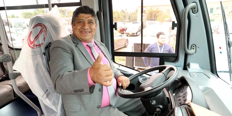 Junín, Ricaurte, Ubaque y Venecia con buses nuevos para transporte escolar

