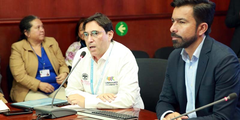 Cerca de $14.000 millones para mejoramiento de vivienda en treinta y siete municipios 














































