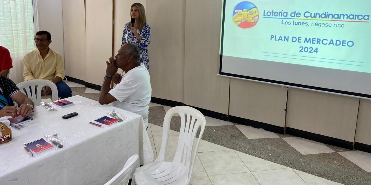 Lotería de Cundinamarca reconoció la labor de los loteros de Valledupar