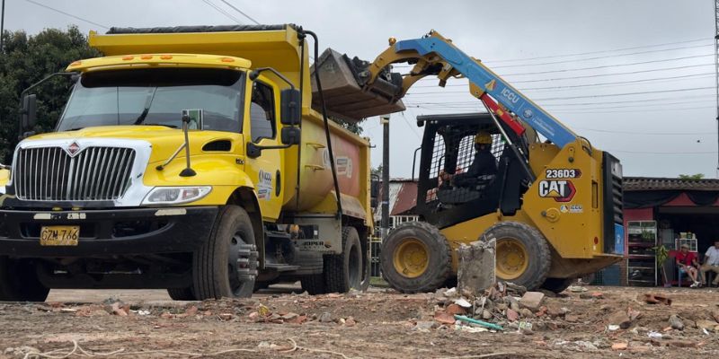 A un mes del sismo en Paratebueno y Medina, avanzan acciones de mantenimiento vial y demolición de viviendas afectadas