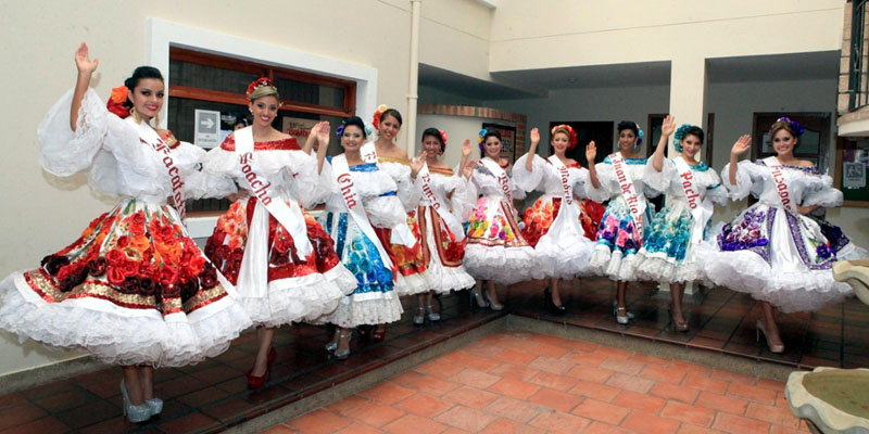 Bojacá de fiesta con el Reinado departamental del bambuco y el Festival nacional de danzas

























