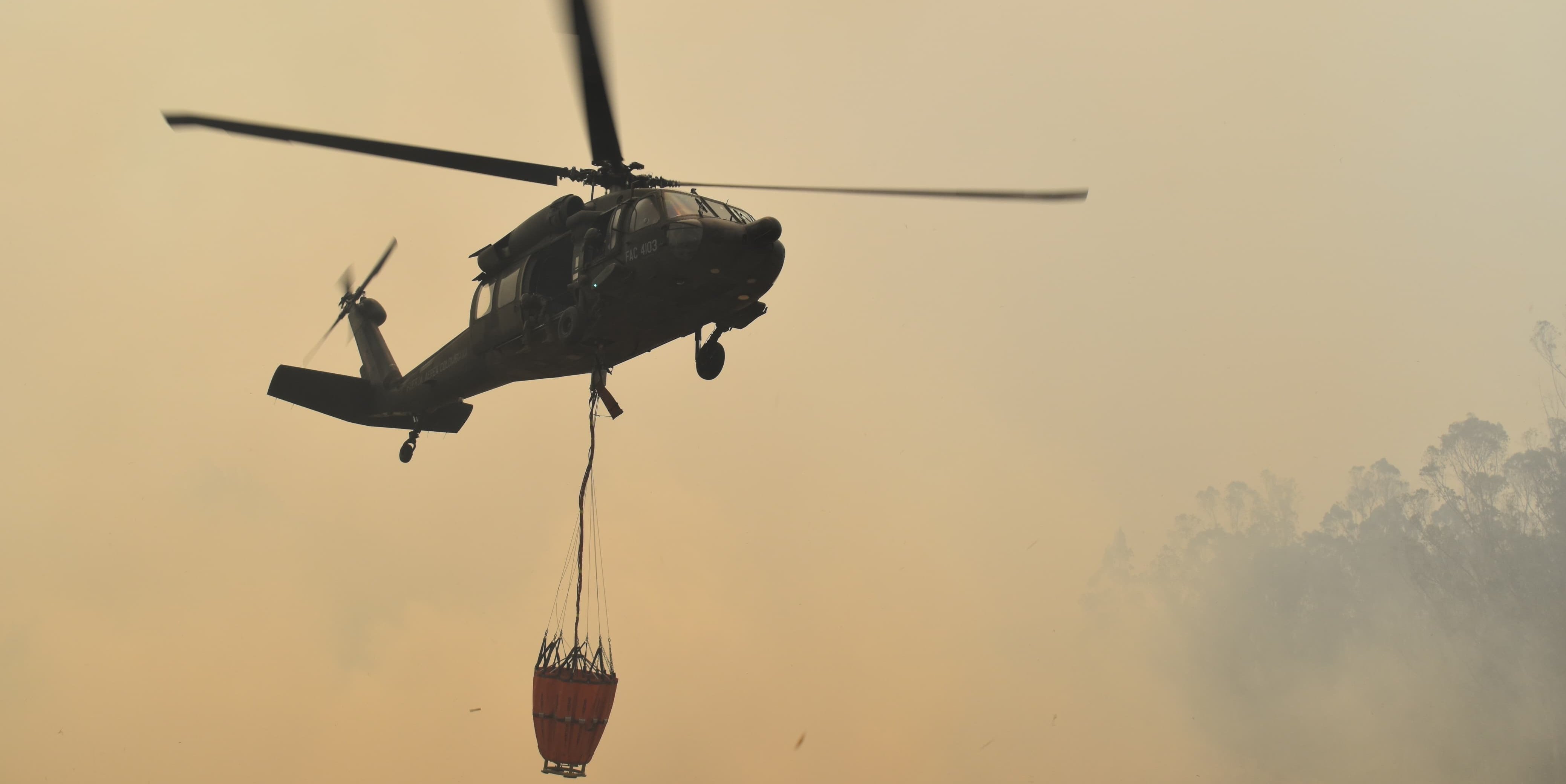 Cundinamarca enfrenta emergencia de incendios forestales, Bojacá recibe apoyo aéreo