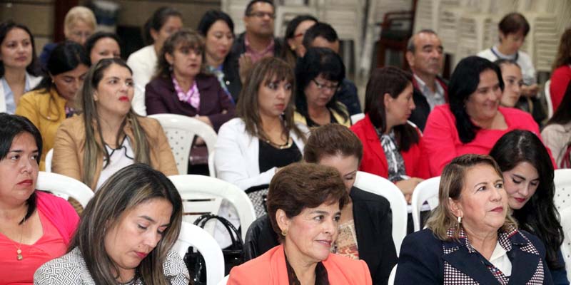 Seminario de Formulación de proyectos para las gestoras sociales




























































