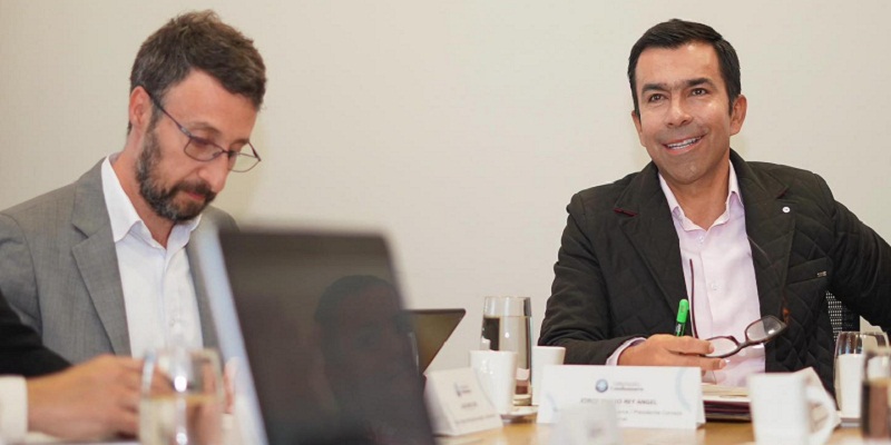 Gobierno departamental analiza proyectos estratégicos de movilidad regional