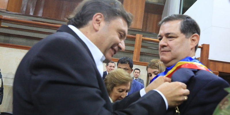 Asamblea entregó Orden al Mérito Policarpa Salavarrieta a dos hijos ilustres de Cundinamarca




