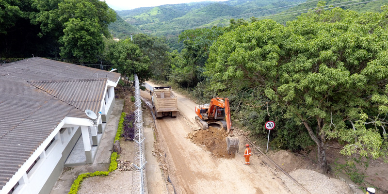Rehabilitación de la vía Boquerón–Pandi va por buen camino