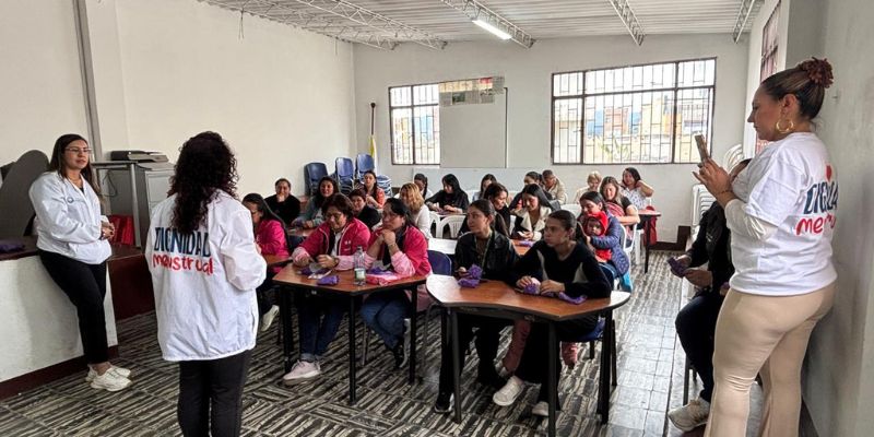 Más de 1.400 mujeres y niñas beneficiadas con la primera etapa de la estrategia “Dignidad Menstrual” en Cundinamarca


