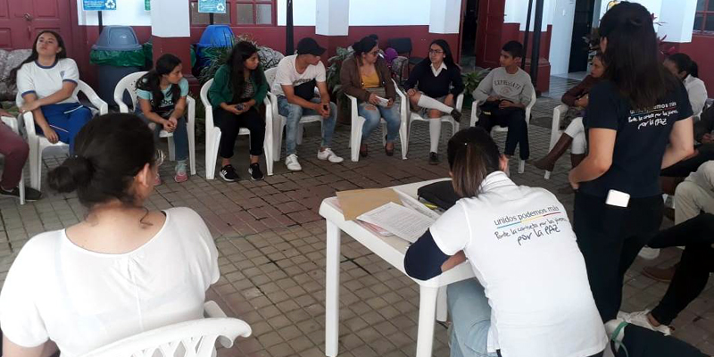 Avanza conformación de la Plataforma Juvenil Departamental

































