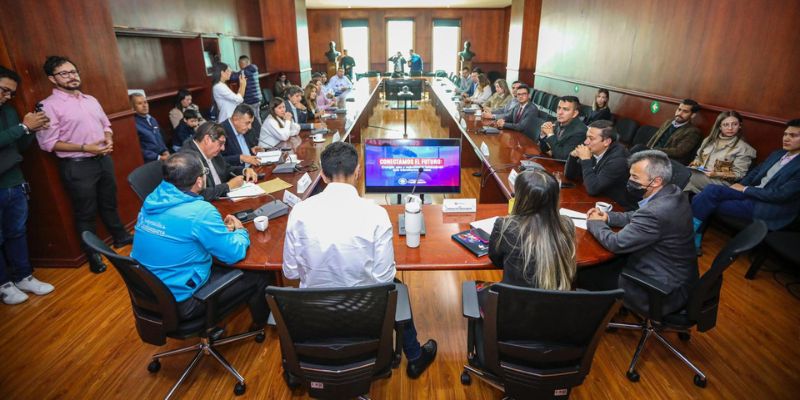 Más de $2.800 millones permitirán seguir ampliando la cobertura de energía, gas y soluciones renovables
