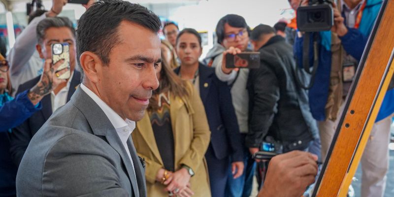 "Las promesas se cumplen y las obras comienzan", dijo el gobernador Jorge Rey al recibir de INVIAS el corredor férreo para Regiotram

