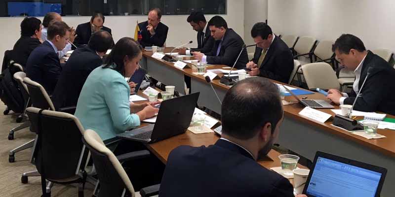 Gobernador Rey inicia agenda ante el Banco Interamericano de Desarrollo (BID)