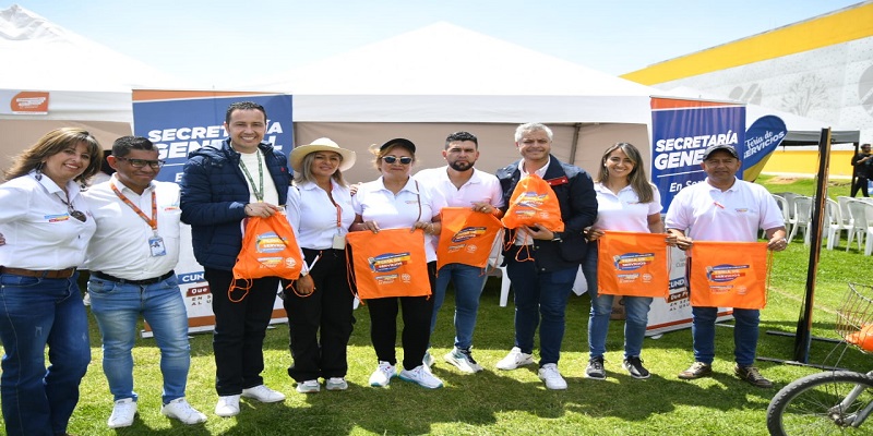 350 jóvenes presentes en Feria de Servicio realizada en Mosquera