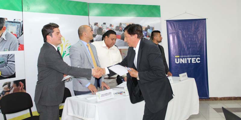 Más de 20 mosquerunos se graduaron en alfabetización digital