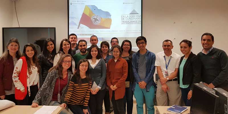 Jóvenes chilenos visitan Cundinamarca y se capacitan en gobierno electrónico